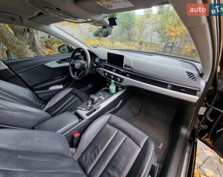 Черный Ауди А4, объемом двигателя 1.97 л и пробегом 272 тыс. км за 20000 $, фото 7 на Automoto.ua