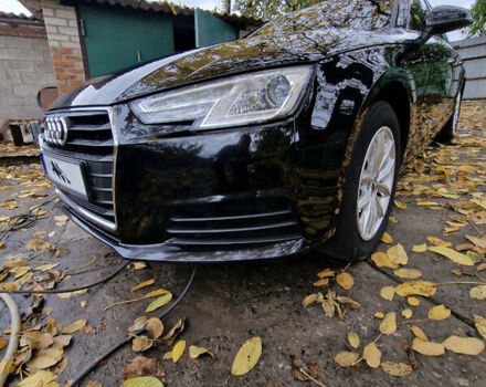 Черный Ауди А4, объемом двигателя 1.97 л и пробегом 272 тыс. км за 20000 $, фото 11 на Automoto.ua