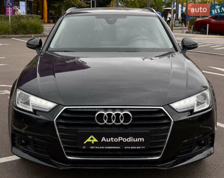 Черный Ауди А4, объемом двигателя 2 л и пробегом 218 тыс. км за 19400 $, фото 3 на Automoto.ua