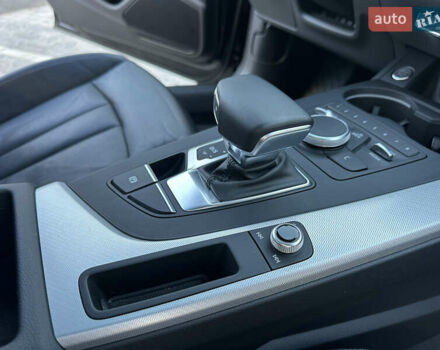 Ауді А4 2017 у Вінниці на Automoto.ua Чорний Ауді А4, об'ємом двигуна 1.98 л та пробігом 57 тис. км за 17499 $, фото 27 на Automoto.ua
