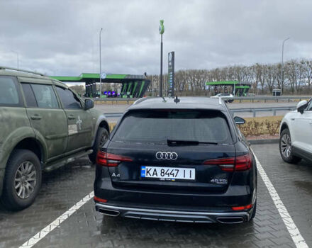 Ауди А4 2018 в Киеве на Automoto.ua Черный Ауди А4, объемом двигателя 2 л и пробегом 204 тыс. км за 24800 $, фото 10 на Automoto.ua
