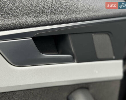 Чорний Ауді А4, об'ємом двигуна 1.97 л та пробігом 229 тис. км за 17599 $, фото 83 на Automoto.ua