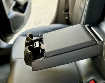 Черный Ауди А4, объемом двигателя 0 л и пробегом 228 тыс. км за 19950 $, фото 7 на Automoto.ua