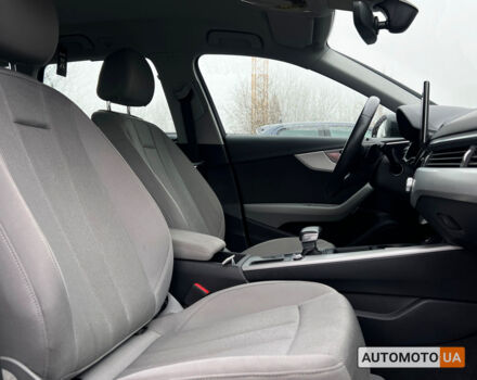 Чорний Ауді А4, об'ємом двигуна 2 л та пробігом 209 тис. км за 24990 $, фото 23 на Automoto.ua