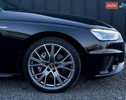 Черный Ауди А4, объемом двигателя 2 л и пробегом 179 тыс. км за 30000 $, фото 10 на Automoto.ua