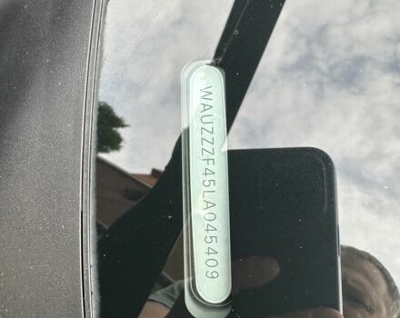 Черный Ауди А4, объемом двигателя 2 л и пробегом 60 тыс. км за 32400 $, фото 5 на Automoto.ua