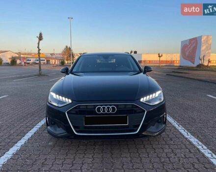 Чорний Ауді А4, об'ємом двигуна 2 л та пробігом 198 тис. км за 25300 $, фото 2 на Automoto.ua