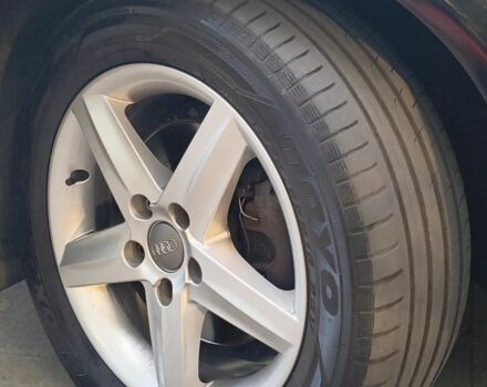 Ауді А4 2006 у Запоріжжя на Automoto.ua Чорний Ауді А4, об'ємом двигуна 2 л та пробігом 241 тис. км за 2300 $, фото 13 на Automoto.ua