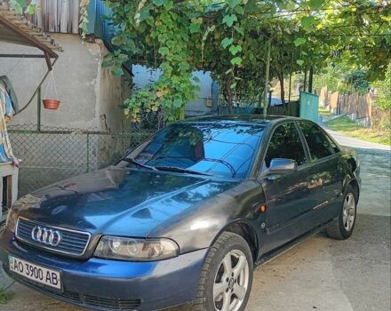 Чорний Ауді А4, об'ємом двигуна 1.6 л та пробігом 328 тис. км за 2100 $, фото 1 на Automoto.ua