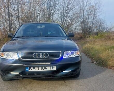 Черный Ауди А4, объемом двигателя 1.6 л и пробегом 276 тыс. км за 3500 $, фото 1 на Automoto.ua