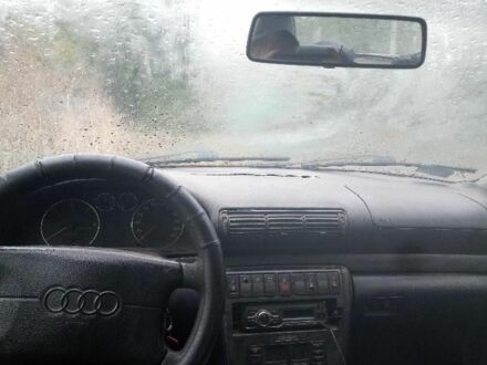 Ауди А4 1996 в Знаменке на Automoto.ua Черный Ауди А4, объемом двигателя 1.9 л и пробегом 390 тыс. км за 1350 $, фото 1 на Automoto.ua