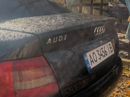 Черный Ауди А4, объемом двигателя 1.9 л и пробегом 280 тыс. км за 3850 $, фото 1 на Automoto.ua