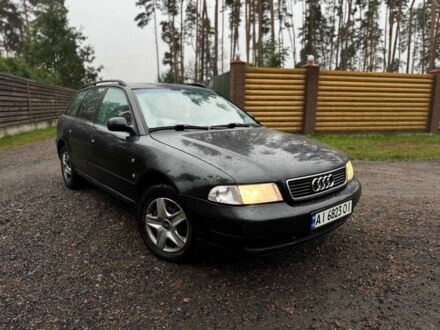 Черный Ауди А4, объемом двигателя 1.8 л и пробегом 400 тыс. км за 2300 $, фото 1 на Automoto.ua