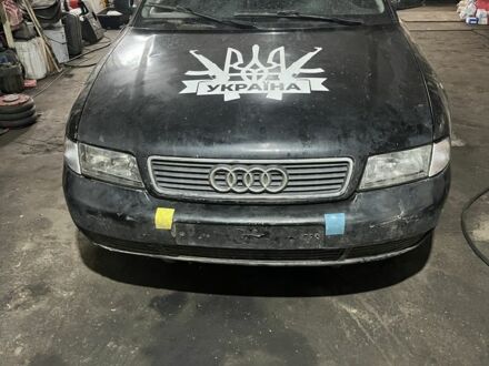 Ауди А4 1997 в Новомосковске на Automoto.ua Черный Ауди А4, объемом двигателя 1.9 л и пробегом 350 тыс. км за 1499 $, фото 1 на Automoto.ua