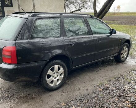 Черный Ауди А4, объемом двигателя 1.9 л и пробегом 450 тыс. км за 1300 $, фото 1 на Automoto.ua