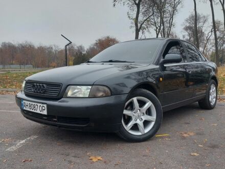 Черный Ауди А4, объемом двигателя 1.8 л и пробегом 413 тыс. км за 3600 $, фото 1 на Automoto.ua