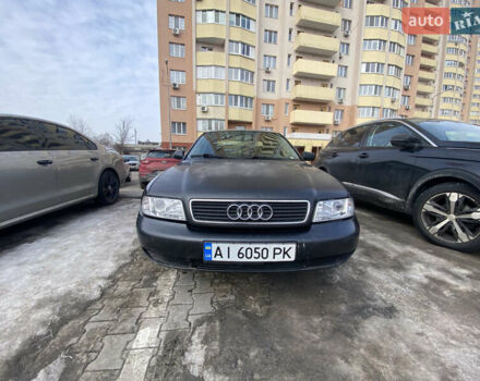Черный Ауди А4, объемом двигателя 1.8 л и пробегом 777 тыс. км за 2000 $, фото 1 на Automoto.ua