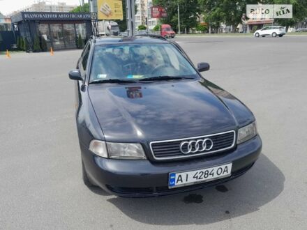 Черный Ауди А4, объемом двигателя 2.39 л и пробегом 316 тыс. км за 3700 $, фото 1 на Automoto.ua