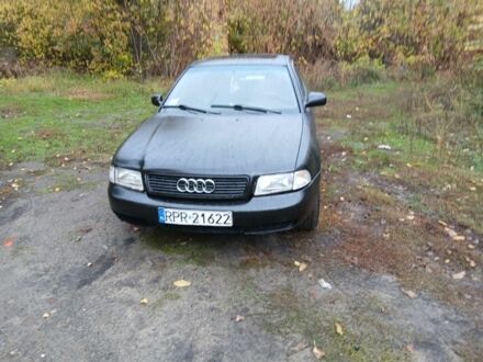 Черный Ауди А4, объемом двигателя 1.9 л и пробегом 340 тыс. км за 1449 $, фото 1 на Automoto.ua