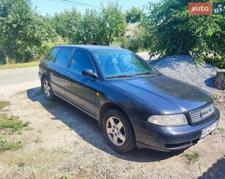 Черный Ауди А4, объемом двигателя 1.6 л и пробегом 300 тыс. км за 2600 $, фото 1 на Automoto.ua