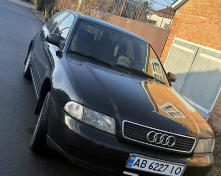 Чорний Ауді А4, об'ємом двигуна 1.6 л та пробігом 359 тис. км за 3000 $, фото 1 на Automoto.ua