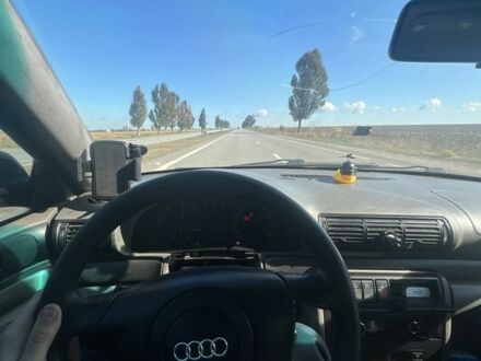 Чорний Ауді А4, об'ємом двигуна 1.9 л та пробігом 456 тис. км за 1000 $, фото 1 на Automoto.ua