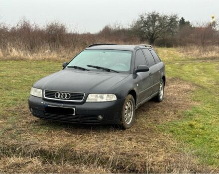 Черный Ауди А4, объемом двигателя 1.9 л и пробегом 380 тыс. км за 1600 $, фото 1 на Automoto.ua