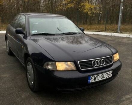 Черный Ауди А4, объемом двигателя 1.9 л и пробегом 300 тыс. км за 2100 $, фото 1 на Automoto.ua