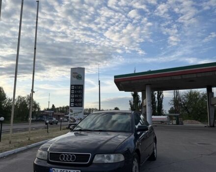 Черный Ауди А4, объемом двигателя 1.8 л и пробегом 220 тыс. км за 2600 $, фото 1 на Automoto.ua