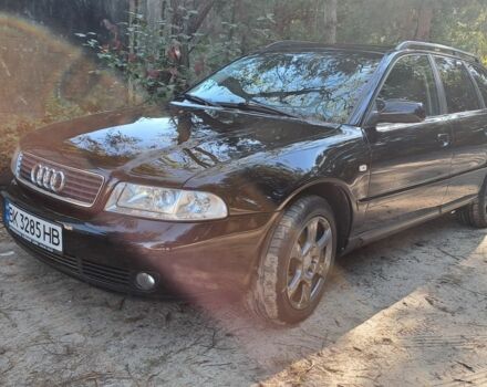 Чорний Ауді А4, об'ємом двигуна 1 л та пробігом 400 тис. км за 4700 $, фото 1 на Automoto.ua