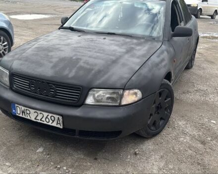 Чорний Ауді А4, об'ємом двигуна 0 л та пробігом 350 тис. км за 1751 $, фото 1 на Automoto.ua