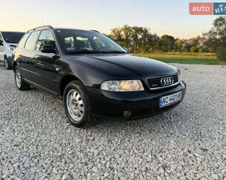 Чорний Ауді А4, об'ємом двигуна 2.5 л та пробігом 321 тис. км за 3200 $, фото 1 на Automoto.ua