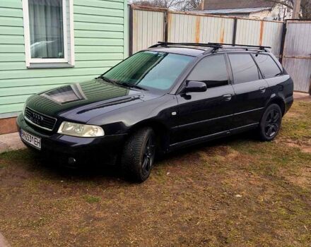 Черный Ауди А4, объемом двигателя 1.6 л и пробегом 296 тыс. км за 4100 $, фото 1 на Automoto.ua