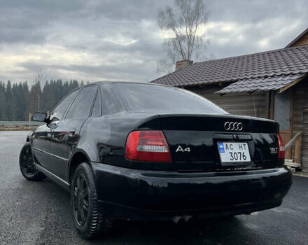 Чорний Ауді А4, об'ємом двигуна 1.8 л та пробігом 362 тис. км за 3750 $, фото 1 на Automoto.ua