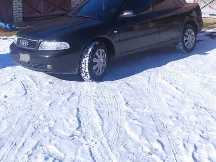 Черный Ауди А4, объемом двигателя 1.9 л и пробегом 300 тыс. км за 3200 $, фото 1 на Automoto.ua