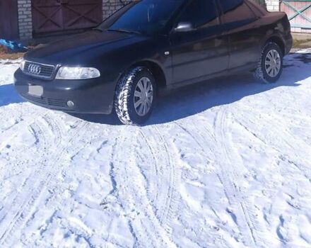 Черный Ауди А4, объемом двигателя 1.9 л и пробегом 300 тыс. км за 3200 $, фото 1 на Automoto.ua