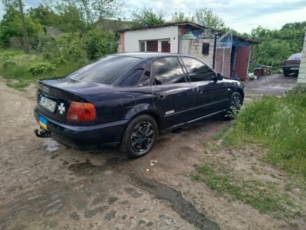 Ауди А4 2001 в Вознесенске на Automoto.ua Черный Ауди А4, объемом двигателя 2 л и пробегом 200 тыс. км за 1150 $, фото 1 на Automoto.ua
