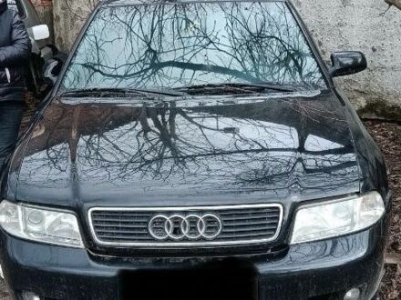 Черный Ауди А4, объемом двигателя 1.9 л и пробегом 300 тыс. км за 3600 $, фото 1 на Automoto.ua