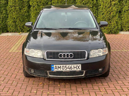 Черный Ауди А4, объемом двигателя 2.5 л и пробегом 305 тыс. км за 4700 $, фото 1 на Automoto.ua