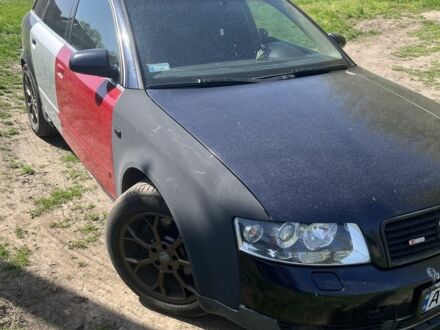 Ауді А4 2002 у Обухове на Automoto.ua Чорний Ауді А4, об'ємом двигуна 2.5 л та пробігом 269 тис. км за 4000 $, фото 1 на Automoto.ua