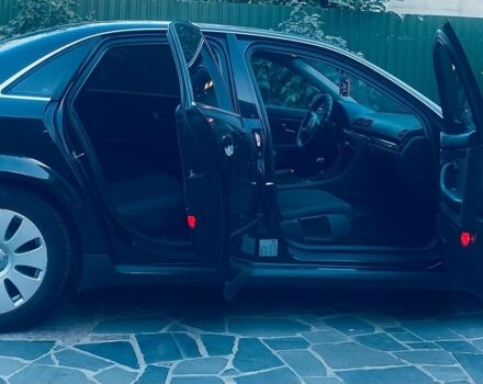 Чорний Ауді А4, об'ємом двигуна 2 л та пробігом 250 тис. км за 5500 $, фото 1 на Automoto.ua