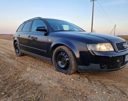 Черный Ауди А4, объемом двигателя 2.5 л и пробегом 327 тыс. км за 2900 $, фото 1 на Automoto.ua