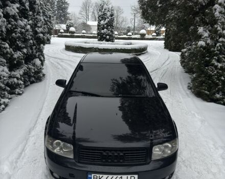 Черный Ауди А4, объемом двигателя 2 л и пробегом 423 тыс. км за 4500 $, фото 1 на Automoto.ua