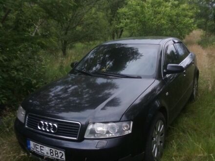 Черный Ауди А4, объемом двигателя 2.4 л и пробегом 252 тыс. км за 1200 $, фото 1 на Automoto.ua