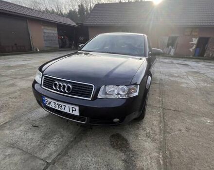 Черный Ауди А4, объемом двигателя 1.6 л и пробегом 243 тыс. км за 4600 $, фото 1 на Automoto.ua