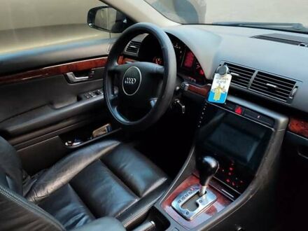 Ауди А4 2004 в Львове на Automoto.ua Черный Ауди А4, объемом двигателя 1.78 л и пробегом 350 тыс. км за 3750 $, фото 1 на Automoto.ua