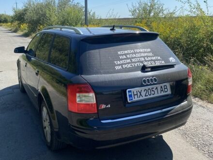 Ауди А4 2004 в Славуте на Automoto.ua Черный Ауди А4, объемом двигателя 2.5 л и пробегом 340 тыс. км за 4900 $, фото 1 на Automoto.ua