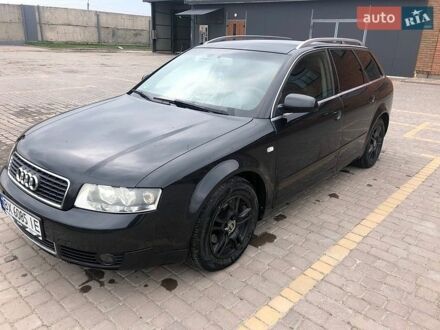 Черный Ауди А4, объемом двигателя 1.6 л и пробегом 215 тыс. км за 4750 $, фото 1 на Automoto.ua