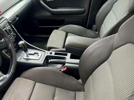 Черный Ауди А4, объемом двигателя 2.5 л и пробегом 320 тыс. км за 4750 $, фото 1 на Automoto.ua