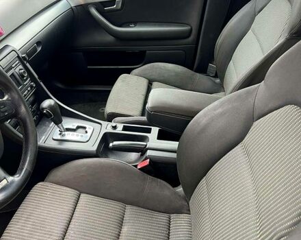 Черный Ауди А4, объемом двигателя 2.5 л и пробегом 320 тыс. км за 4750 $, фото 1 на Automoto.ua